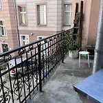 Apartment H. Kloss