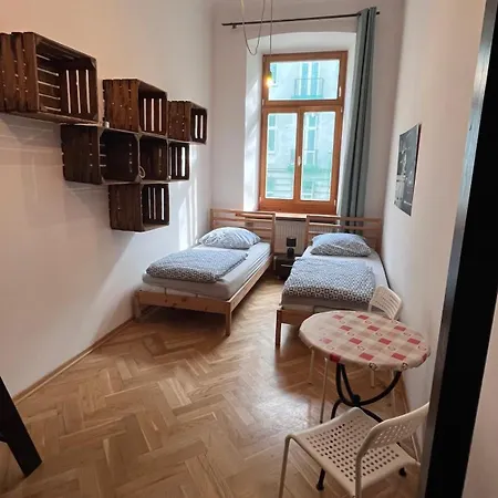 H. Kloss アパート